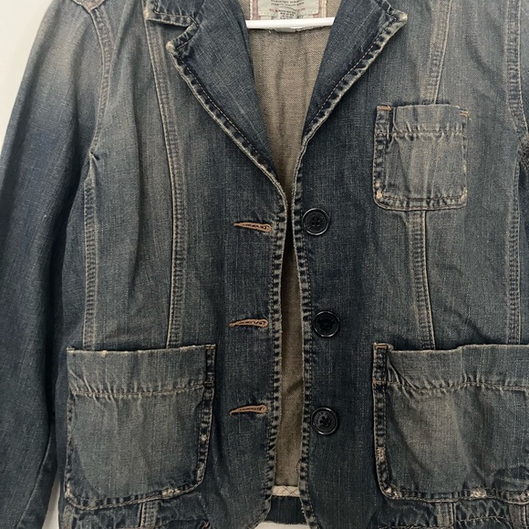 Denim Button-Up Jacket - Picture 3 of 11
